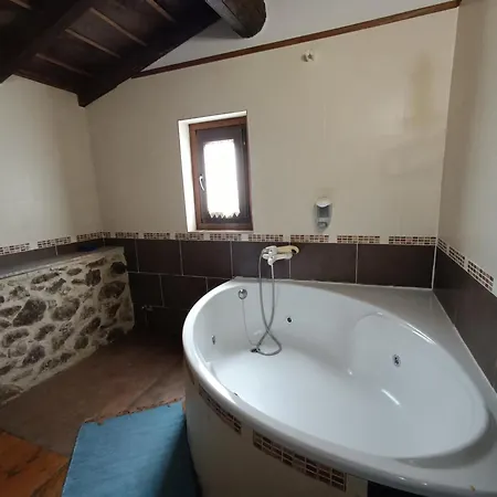Complejo Rural Aira Sacra-Ribeira Sacra Apartment Vilamelle Exterior photo